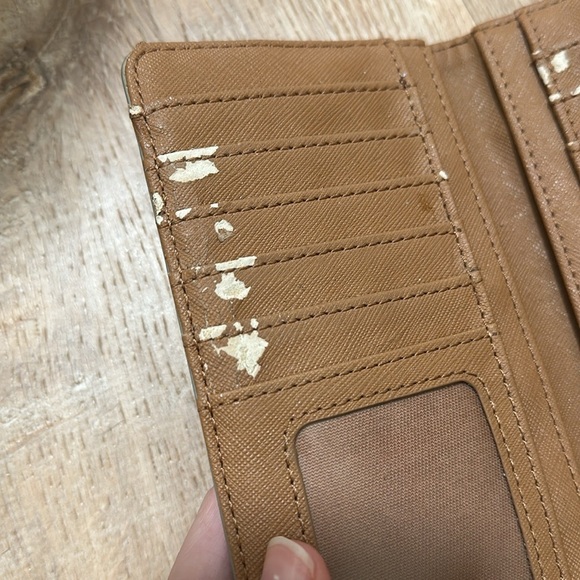 FOSSIL | Polka Dot Leather Wallet - Picture 5 of 7